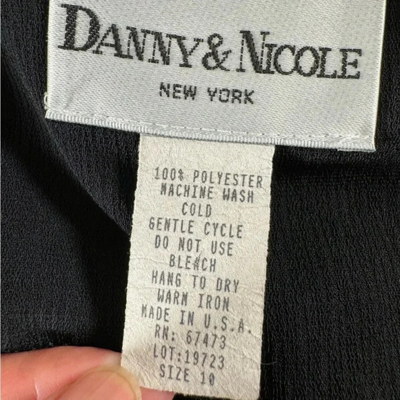 Danny & Nicole Size 10 Black Sleeveless Polyester Dress with Slit - Picture 7 of 7